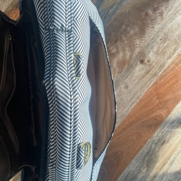 JuJuBe BFF Convertible Unisex Diaper Bag Backpack, Baby Bag with Changing Pad - Picture 14 of 14